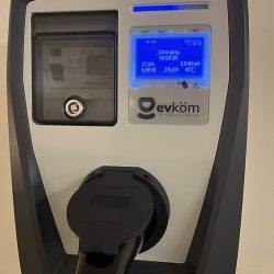 evkom-evcharger-02